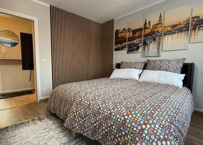 Charmante Im Herzen Von * Radebeul